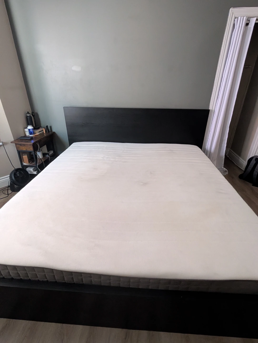 King Bed + Mattress 🌜 - photo 4