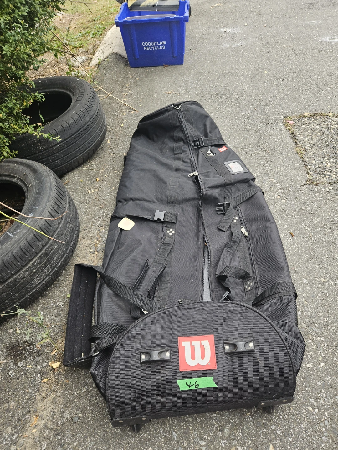 Wilson black rolling gear bag - photo 2