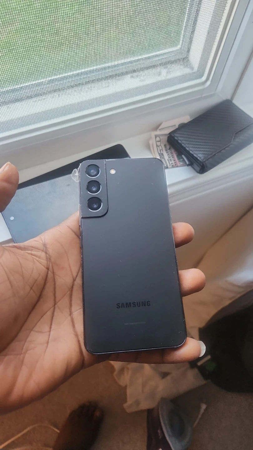Samsung Galaxy S22 Black