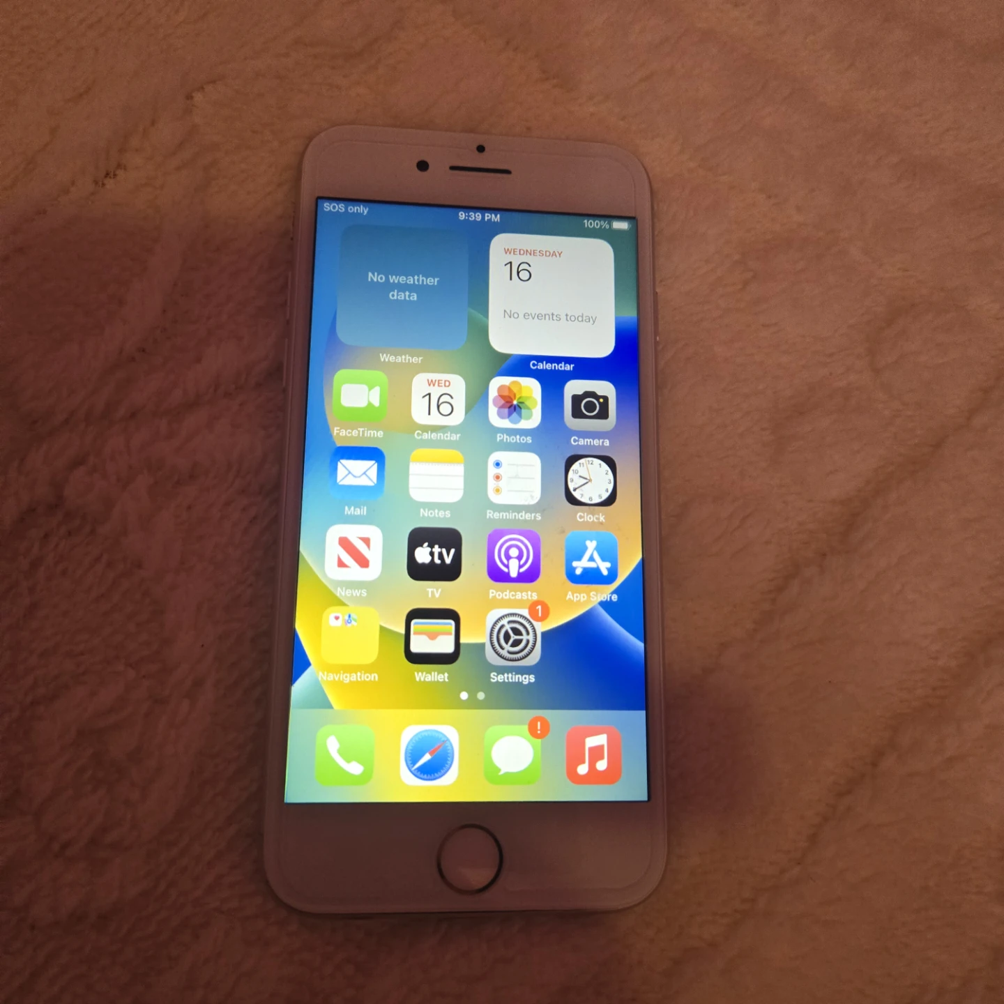 Iphone 8.