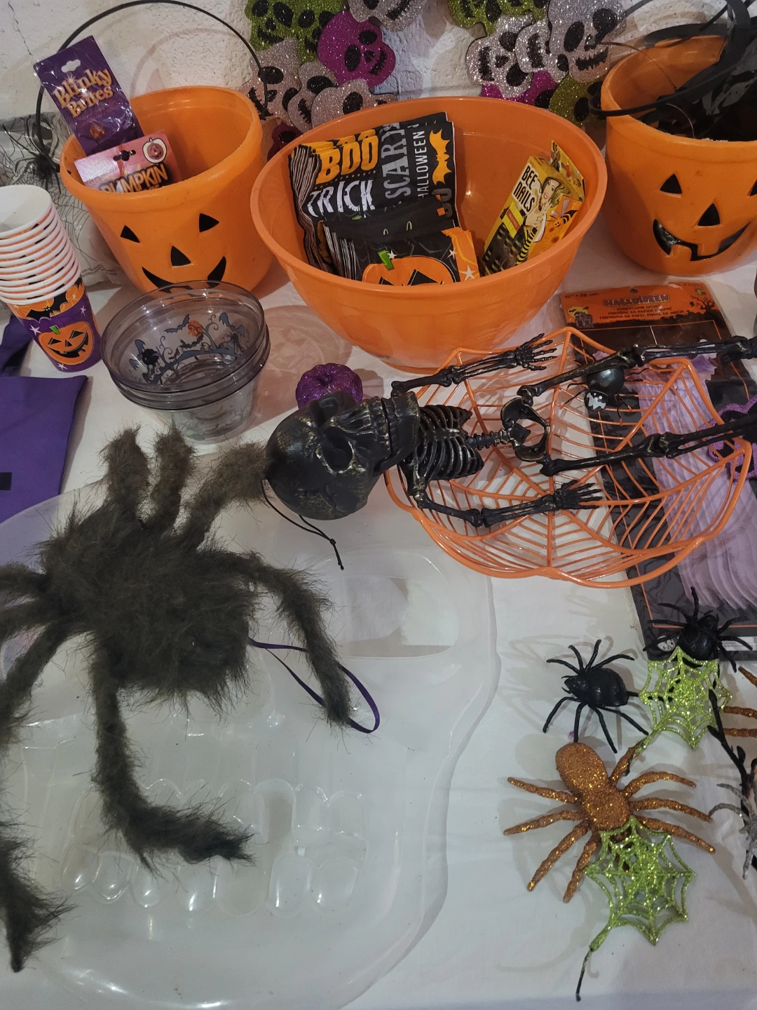 Large Halloween Decor and Party Supplies Bundle - photo 3