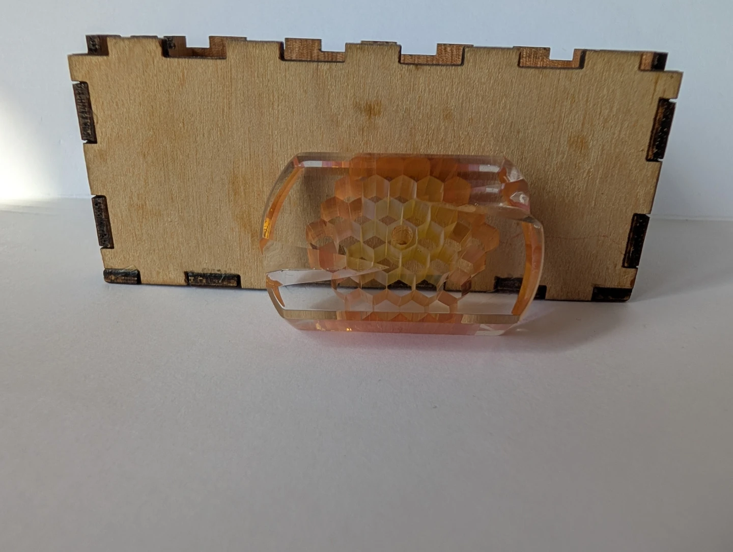 Gold fumed glass directional carb cap & pearls - photo 3