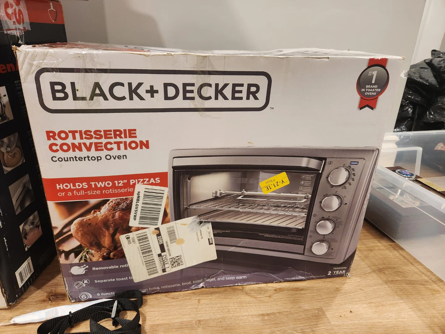 Black+Decker Rotisserie Convection Countertop Oven