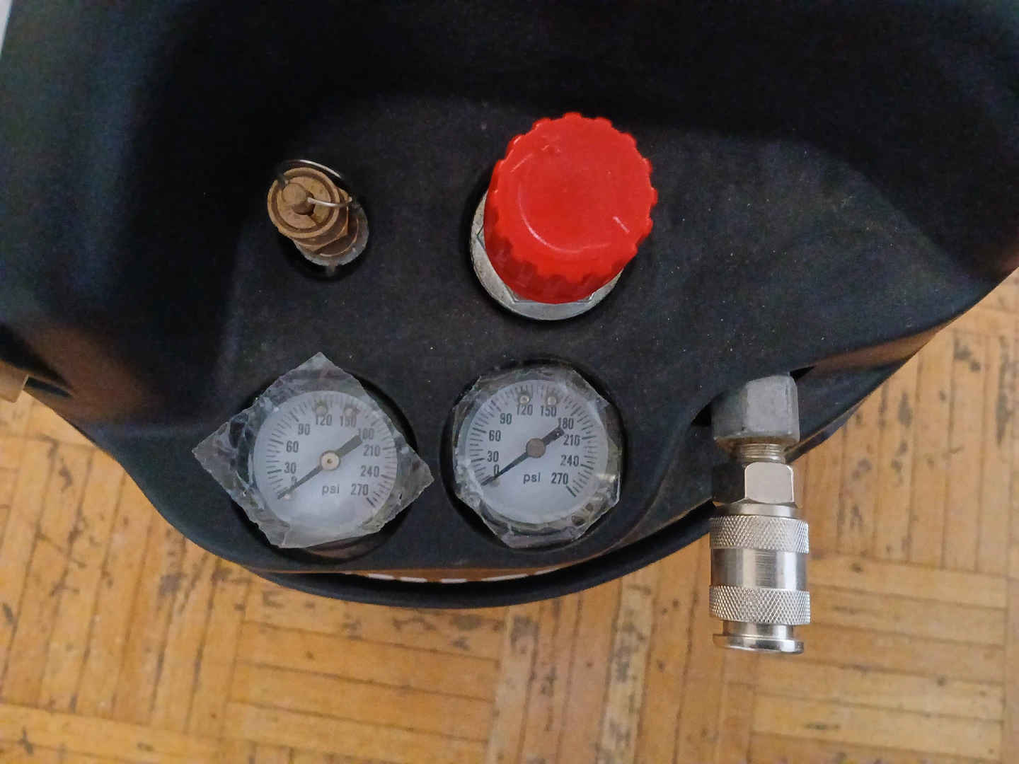 Husky 6 Gallon Air Compressor - photo 2
