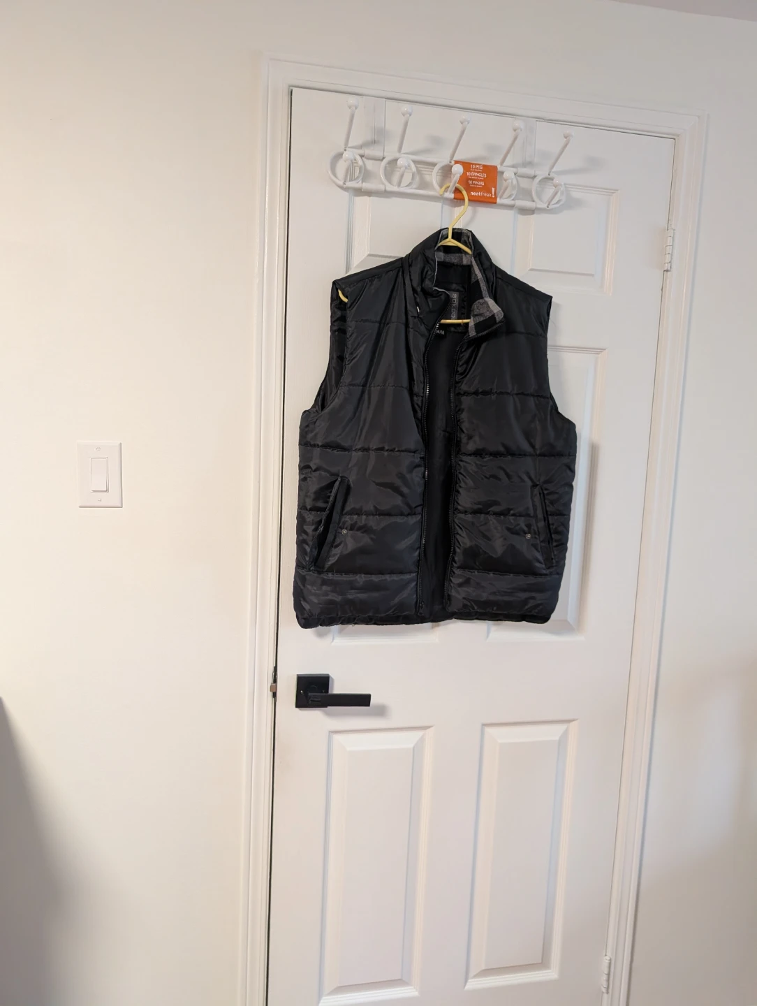 Sokoo Black Puffer Vest