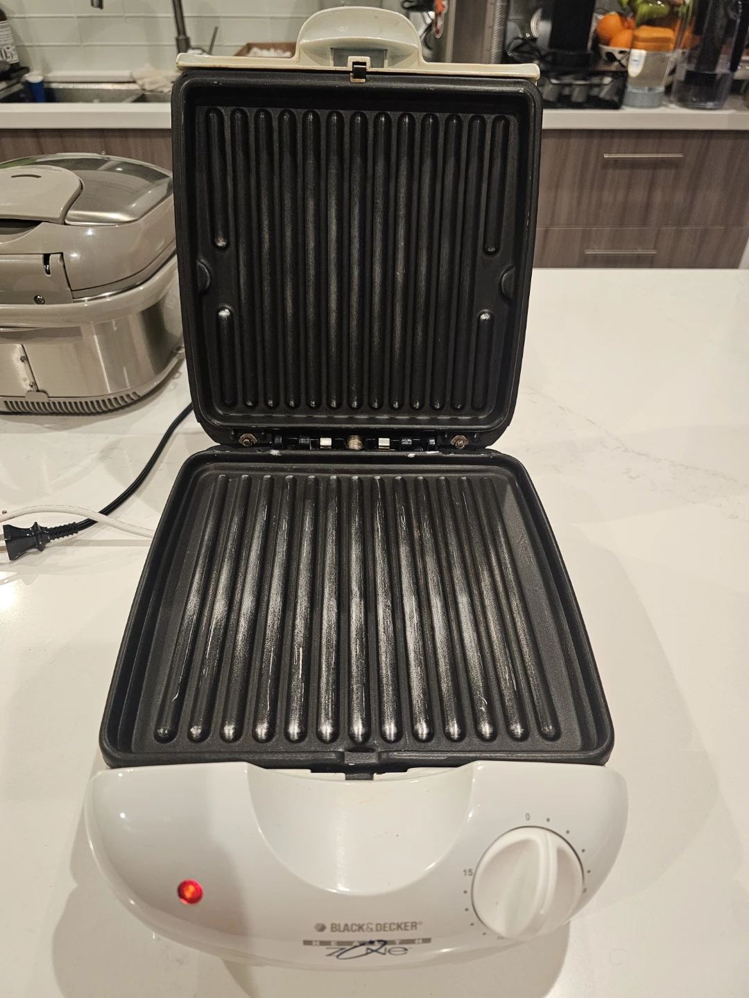 Black & Decker Health Zone Indoor Grill CG200 - photo 3