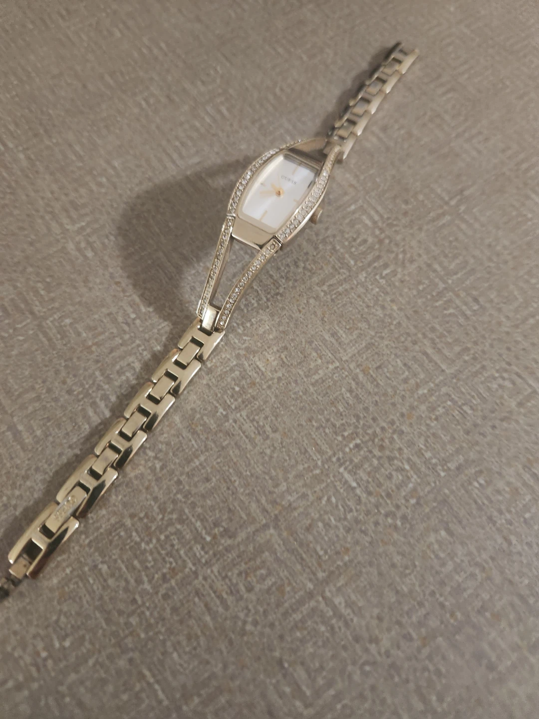 Guess Gold Tone Women's Wristwatch