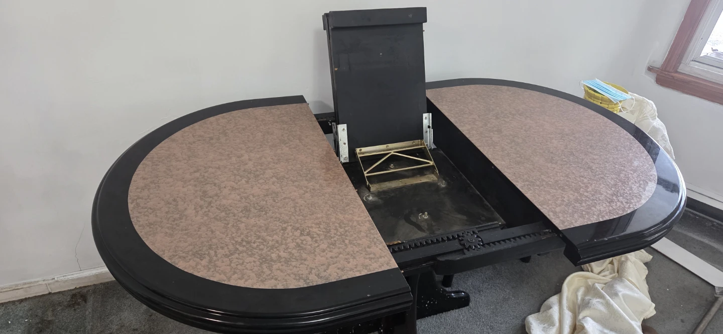 Oval Dining Table with Leaf Extensions - photo 3