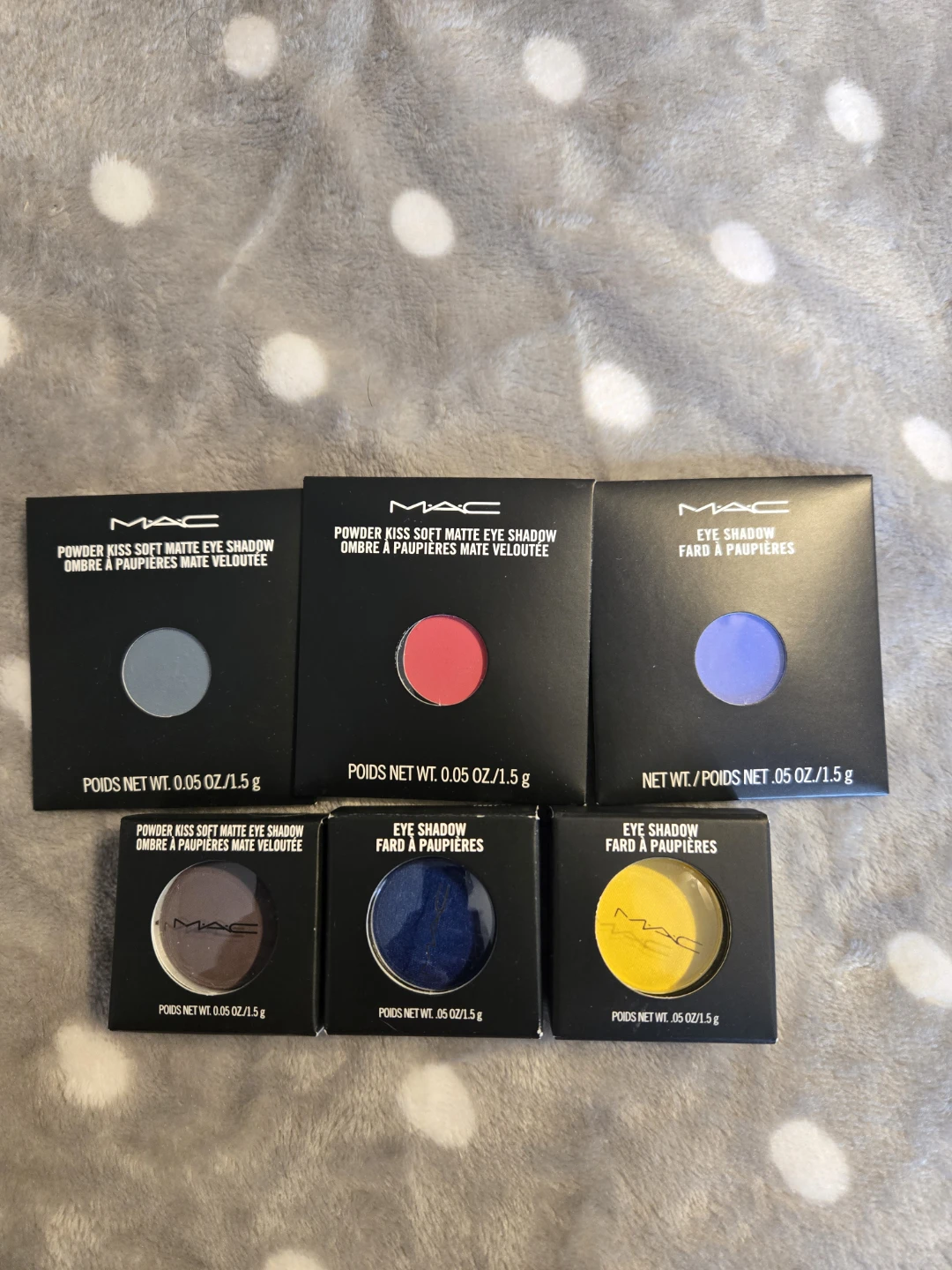 MAC Eyeshadows and Beauty Samples Bundle - photo 3