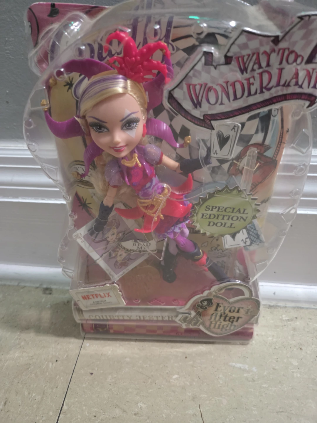 Ever After High Way Too Wonderland Courtly Jester Doll - photo 5