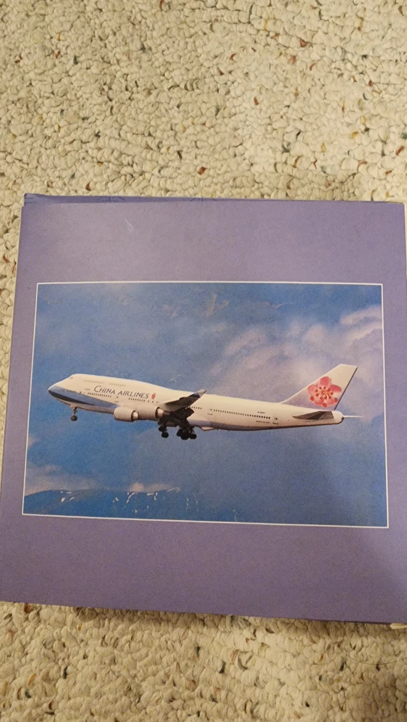 China Airlines B747-400 1:400 Model - photo 2