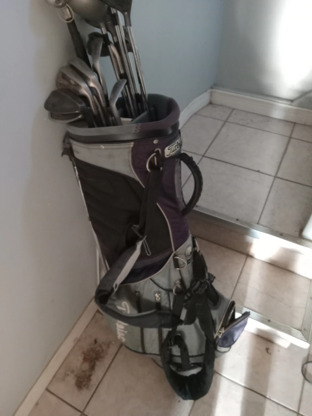 MacGregor CG 1800 Golf Clubs and Titleist Bag - photo 2