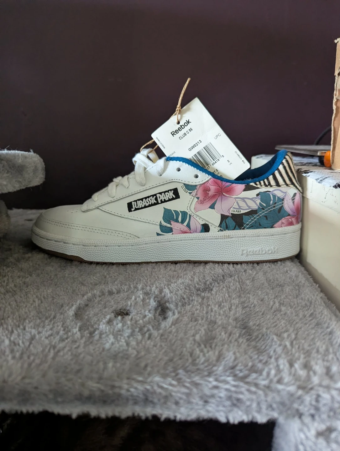 RARE Jurassic Park Reebok Dennis Nedry Club C 85