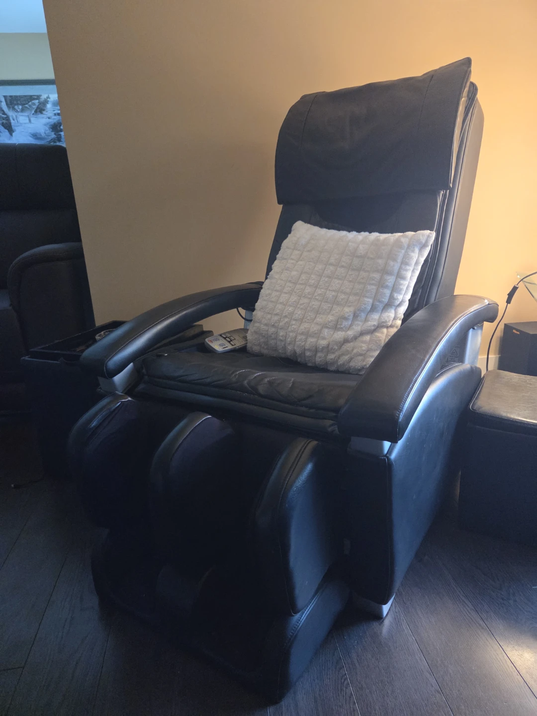 Panasonic Massage Chair - photo 3