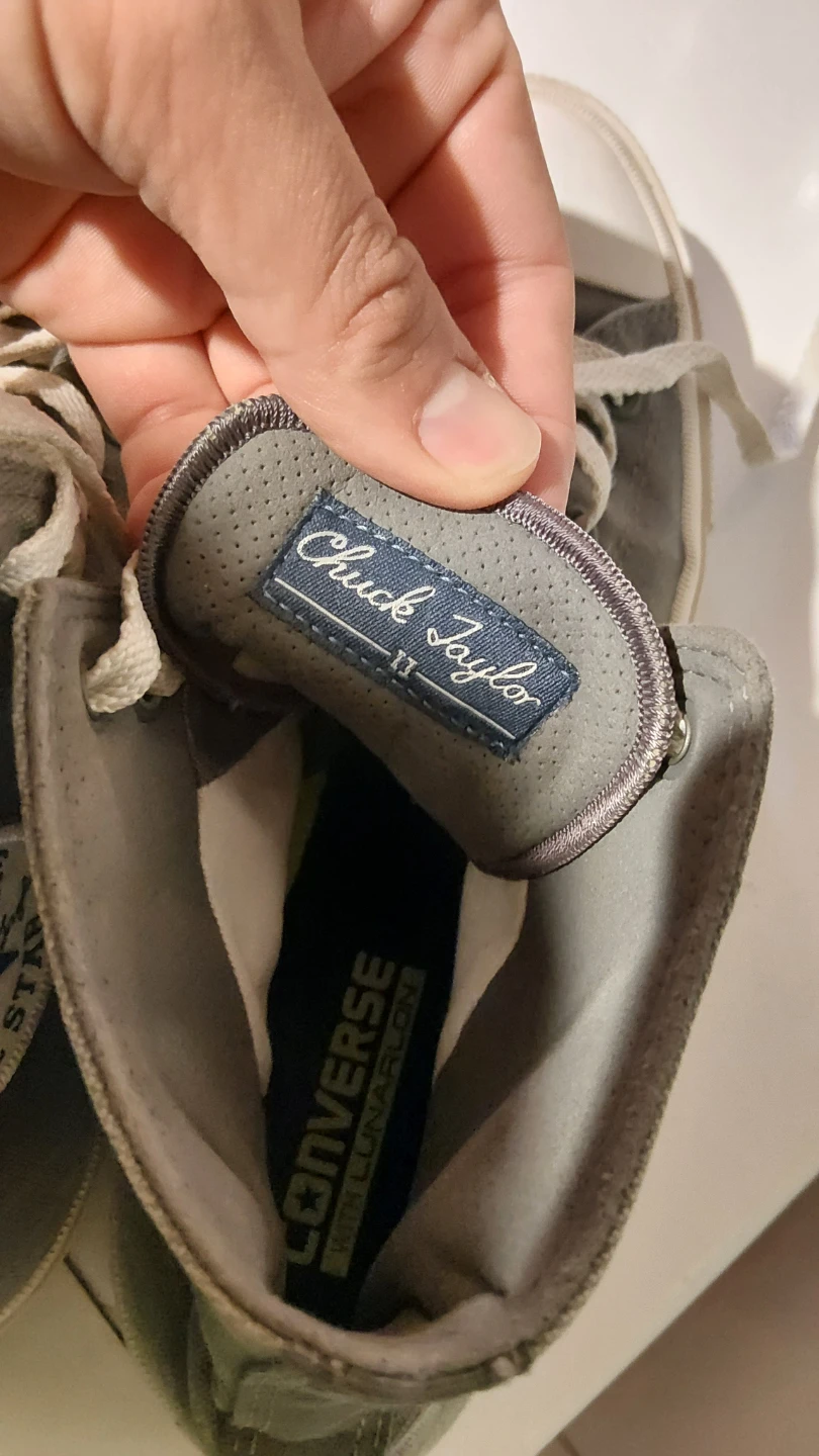 Grey Chuck Taylor IIs and Kenichan sandals - photo 3