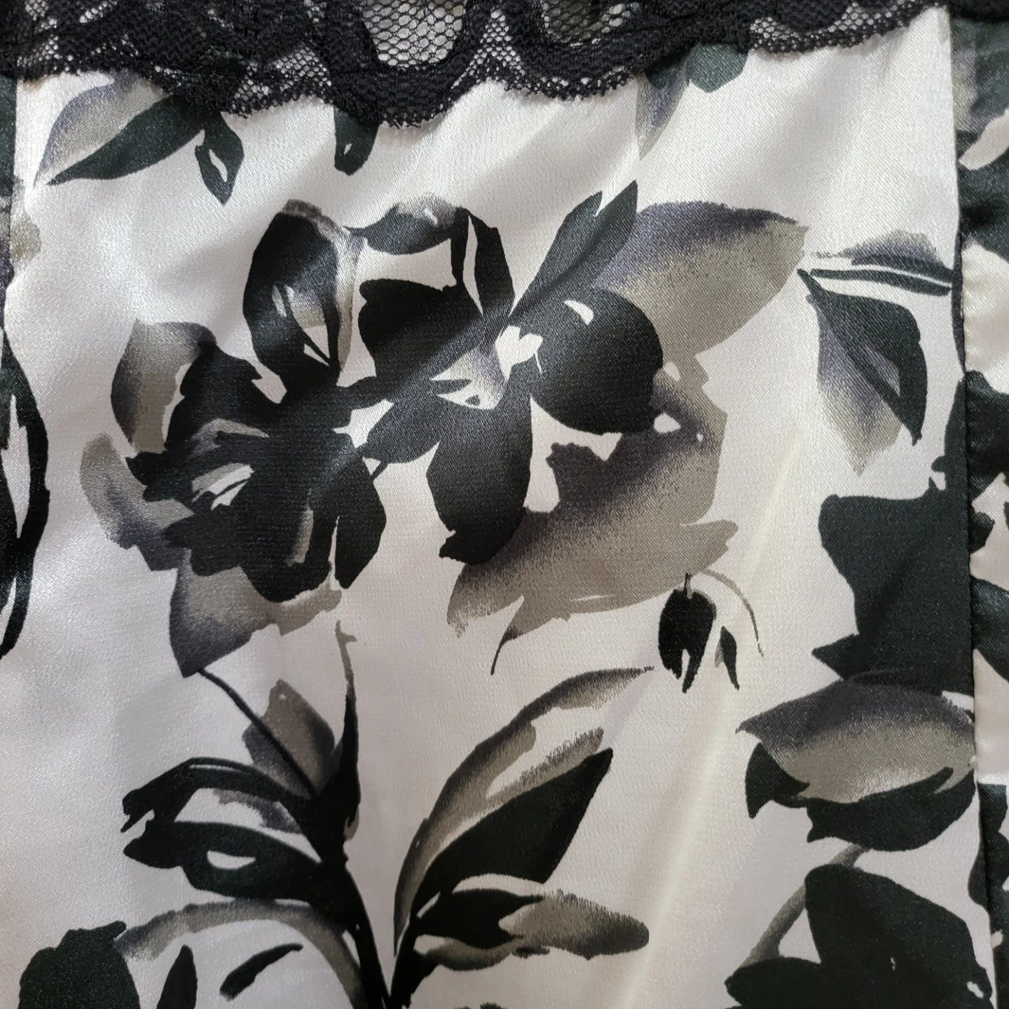 MAJORA Floral Lace Mini Dress (Size S/P) - photo 5