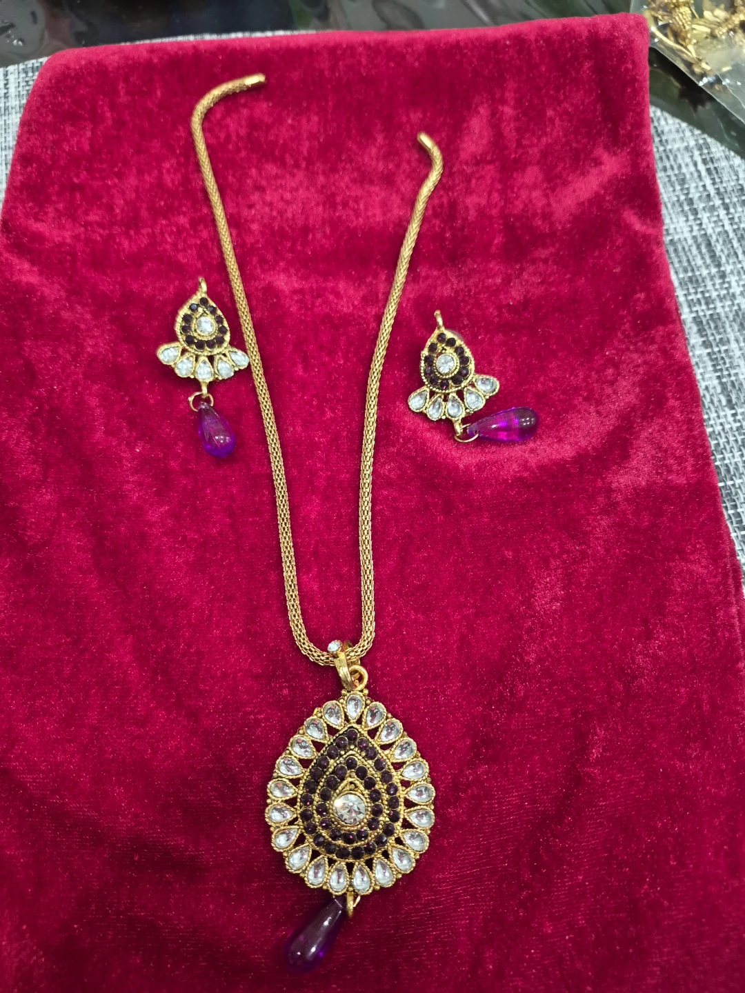 Gold-Tone Pendant Necklace and Earring Set