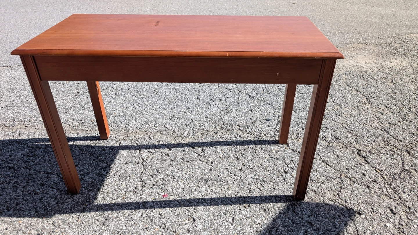 Wooden desk with one drawer - photo 3