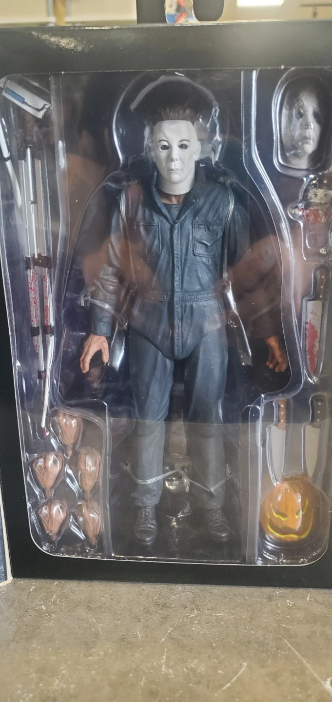 NECA Halloween Resurrection Michael Myers Figure - photo 3