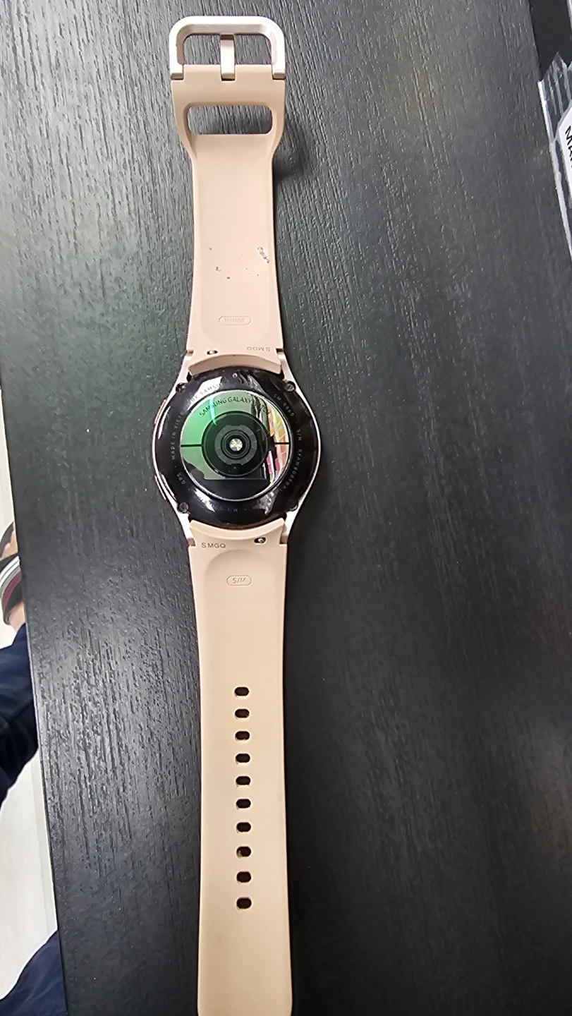 Samsung Galaxy Watch4 Pink Gold - photo 2