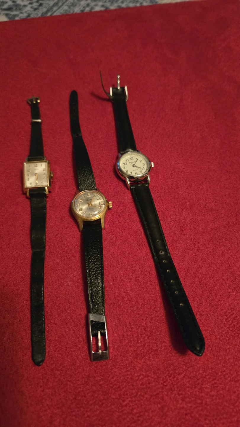 Set of 3 Women's Wristwatches with Black Bands