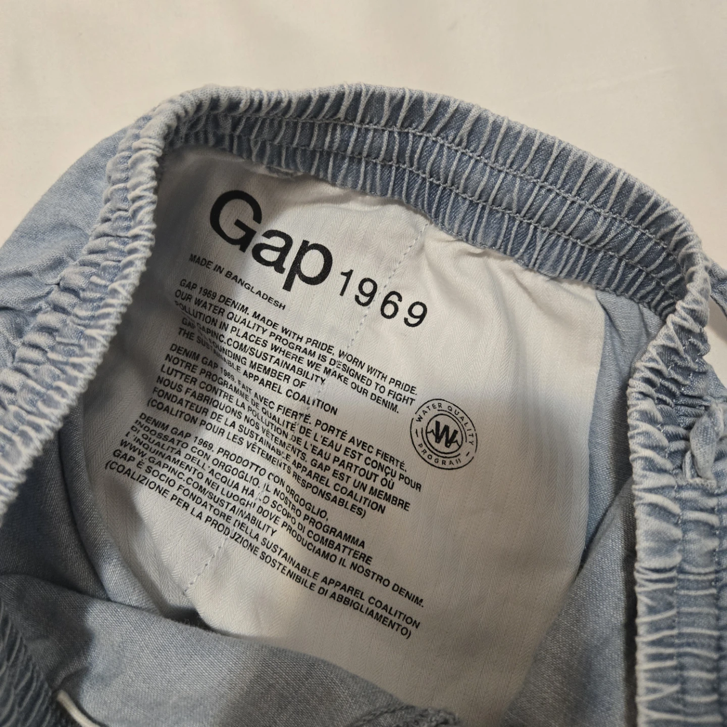 Denim Jean shorts - Gap and BCBG - photo 3