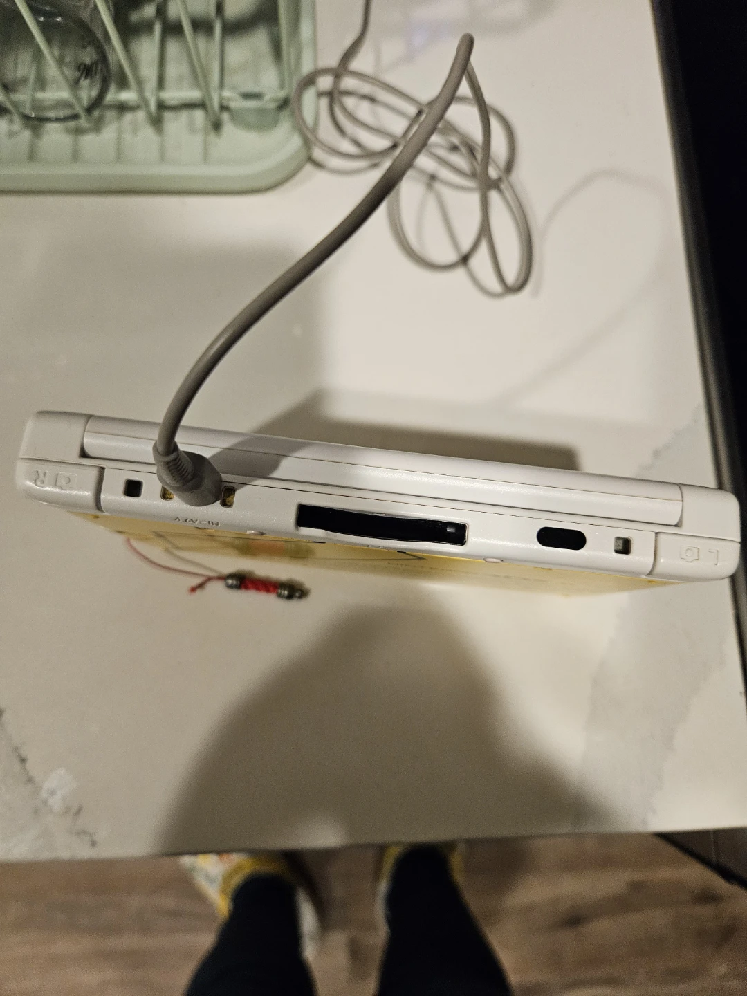 Nintendo 3DS XL Pikachu Edition - photo 4