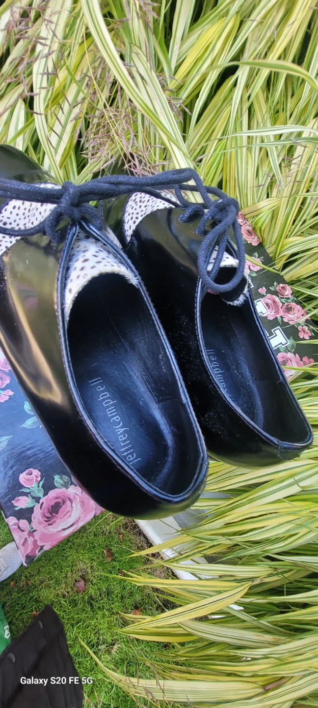 Ponyhair lace up leather shoes - photo 5