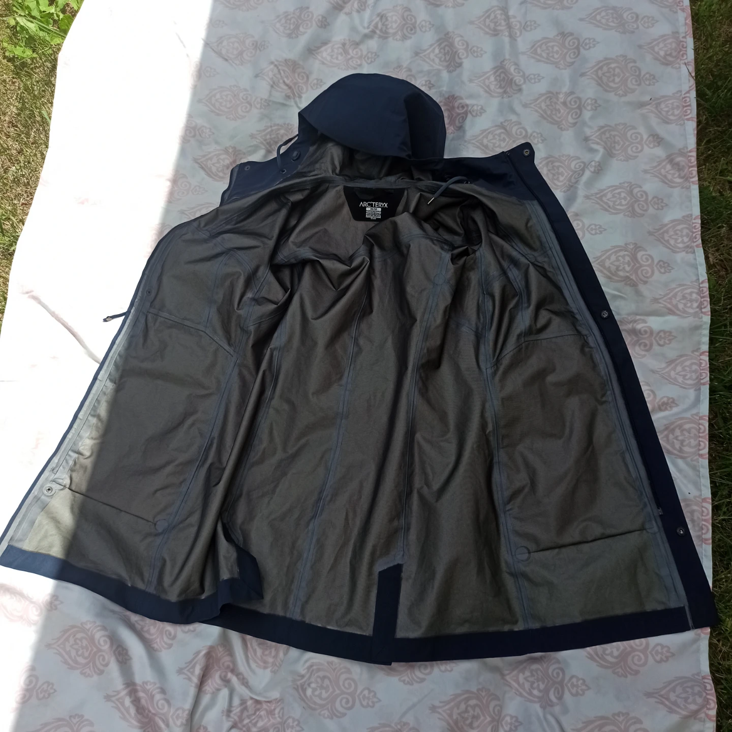 Arc'teryx Gore-Tex Coat Women's .