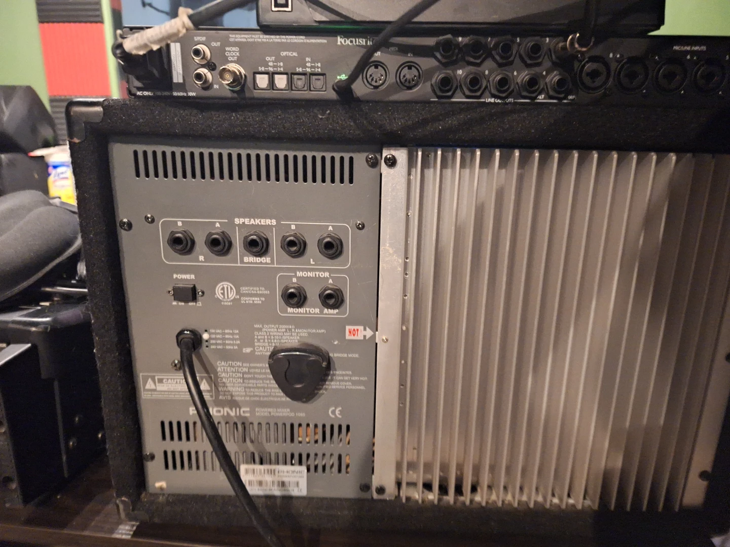 Phonic Powerpod 1060 Powered Mixer - photo 2