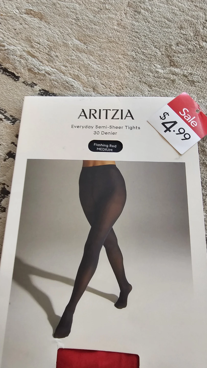 Aritzia Everyday Tights - Size Medium and large - photo 3