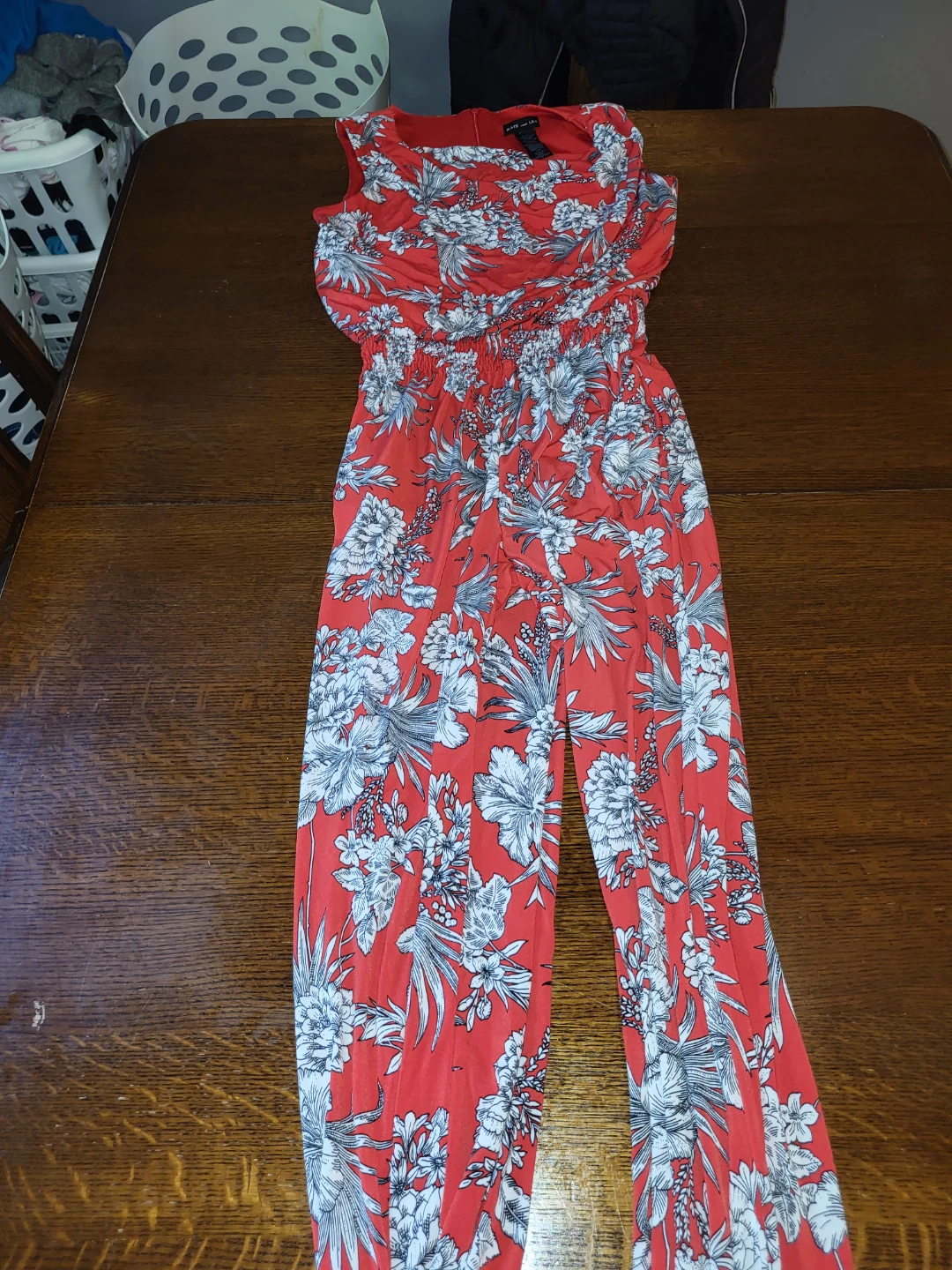 Woman's clothes - photo 3