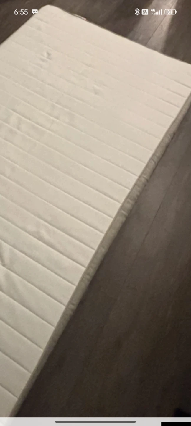 Twin size memory foam mattress