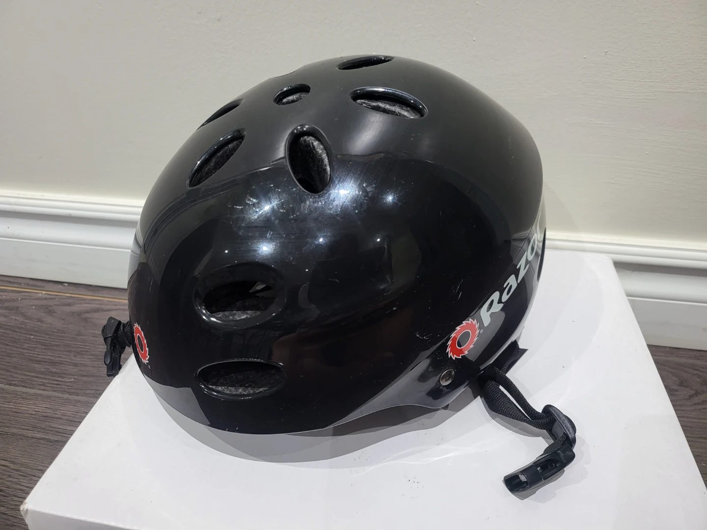 Razor V17 Multi-Sport Helmet - Black, Size Medium