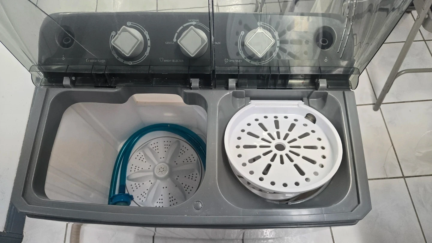 Like new 20lb Washing machine +dryer works great - photo 3