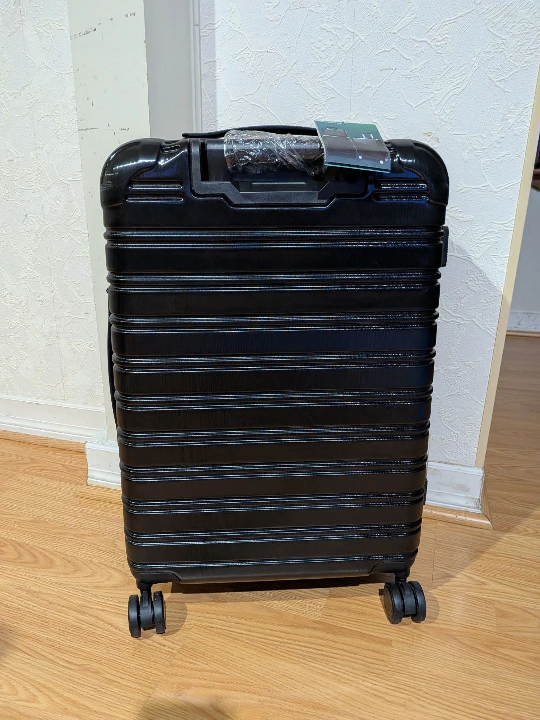 24 Inch Luggage Hardshell Suitcase( Brand New) - photo 3