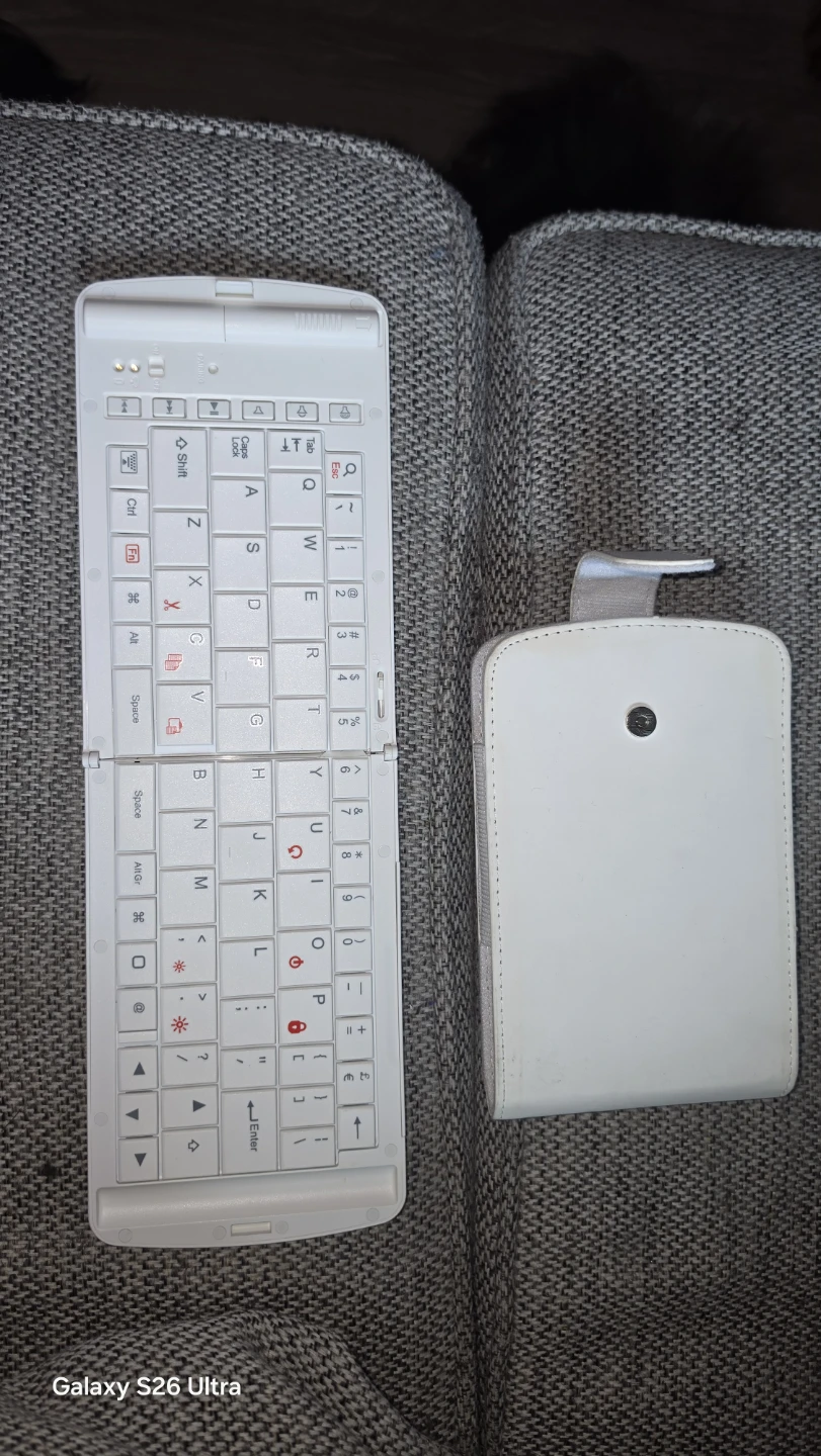Verbatim Foldable Bluetooth Keyboard - photo 2