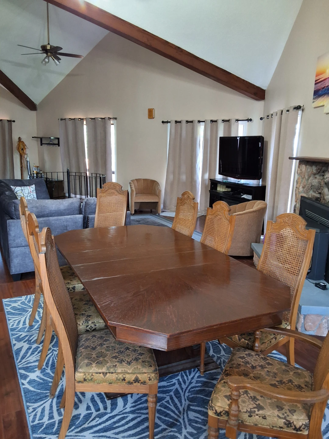 Antique 8 seater dinning table with 2 captains chairs