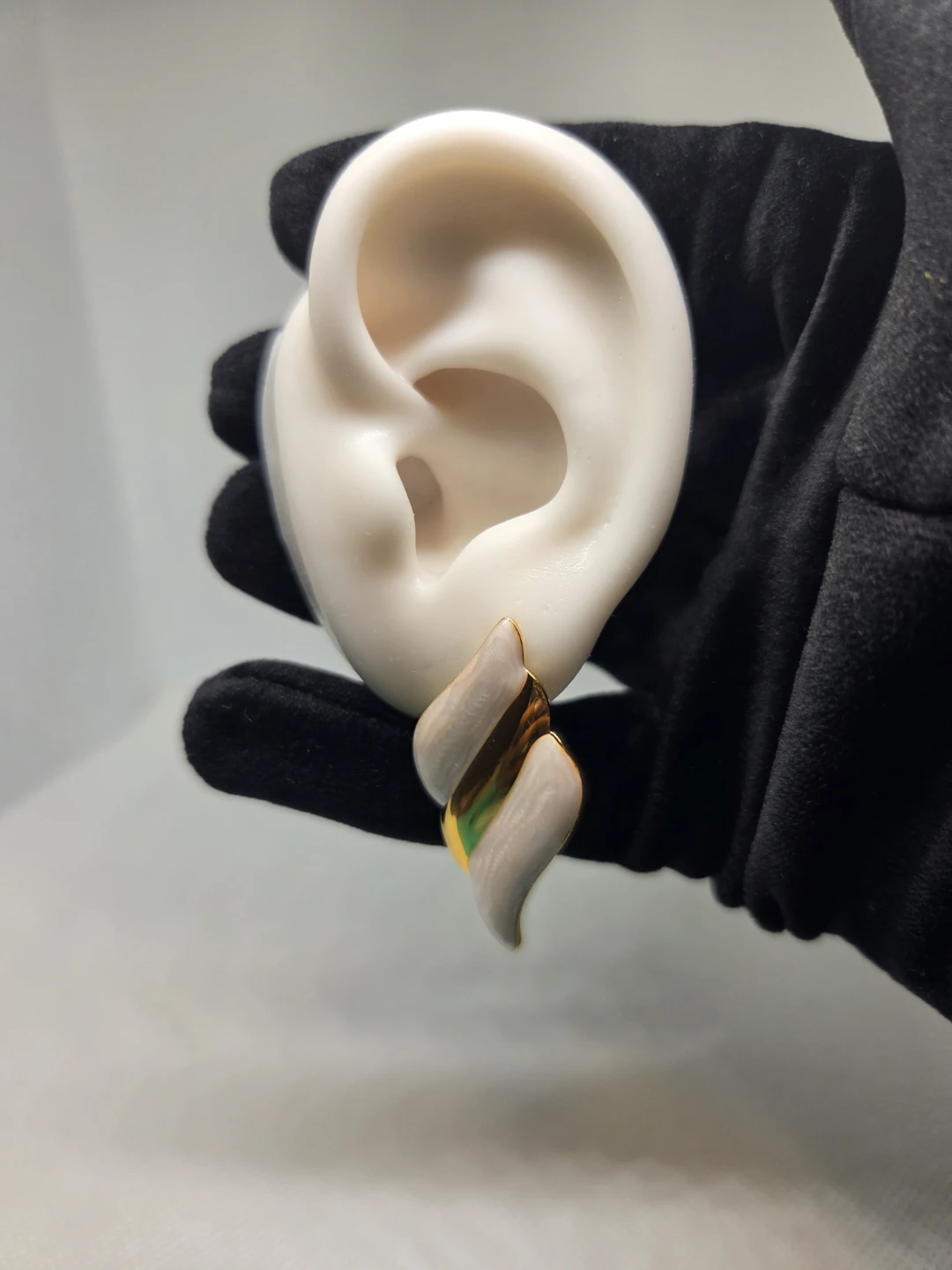 Creamy Swirl Earrings in Gold Plated Stainless