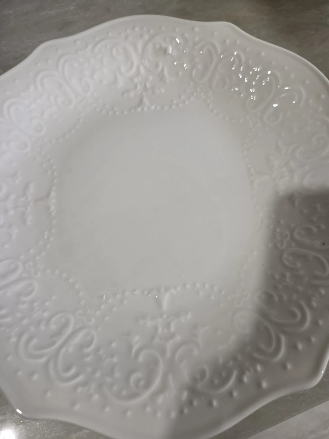 New White Embossed Dinner Plates (Set of 6) - photo 3
