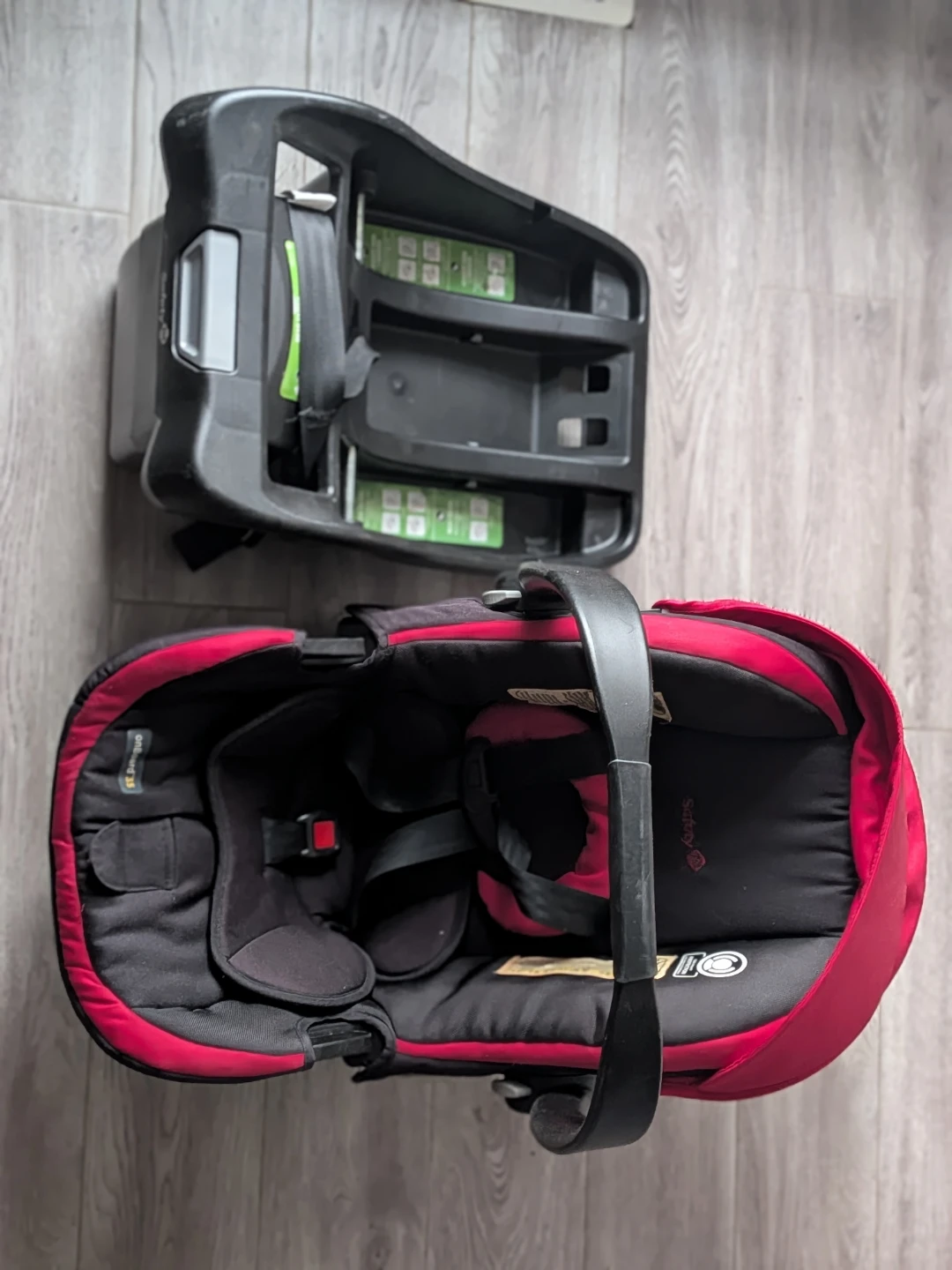 Safety 1st onBoard 35 Infant Car Seat