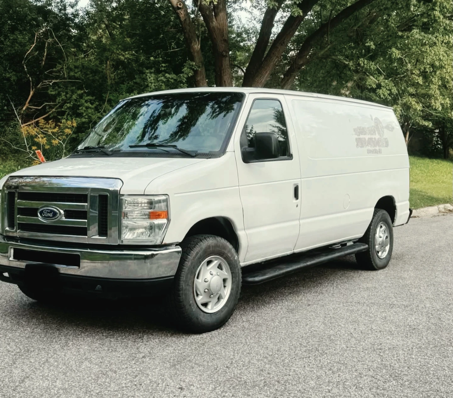 Ford Ecoline 2013