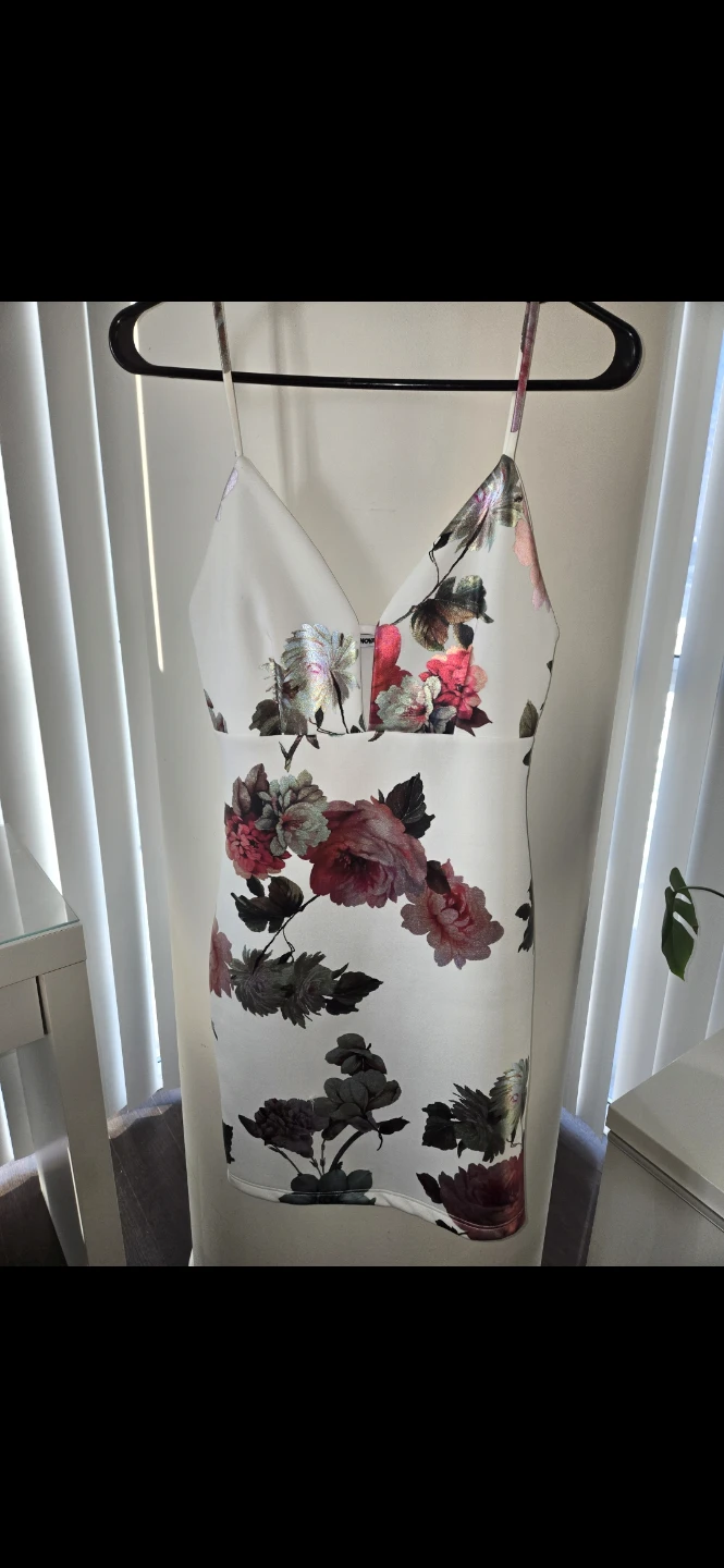 Fashion Nova Gazing At Florals Dress Size L