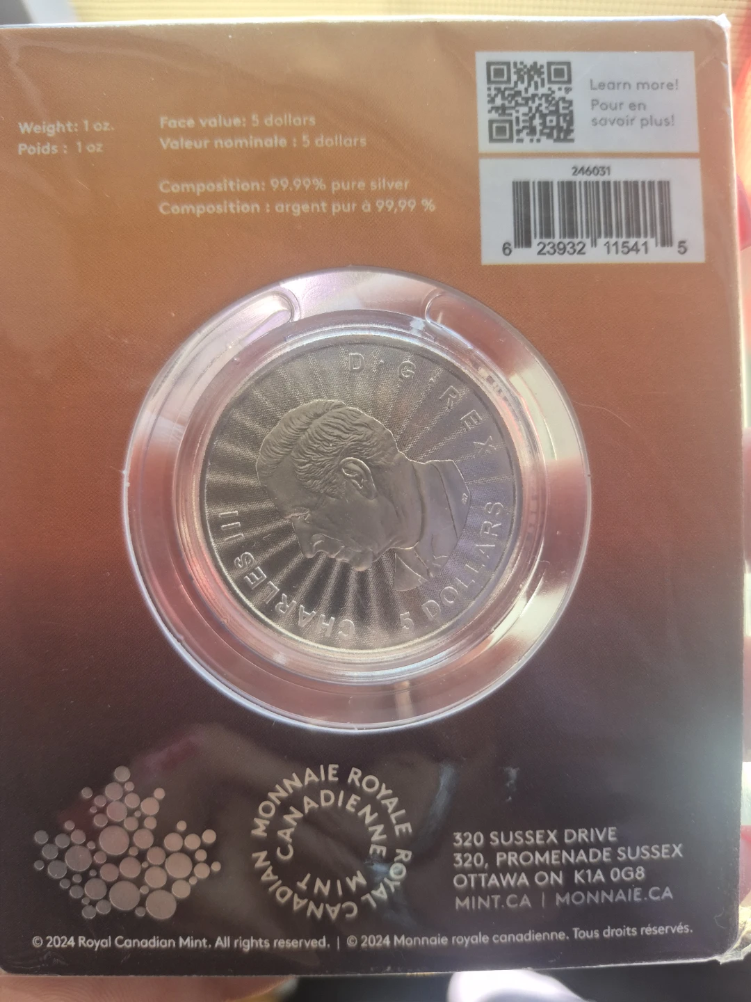 2024 Majestic Polar Bears 1oz Pure Silver Coin - photo 2