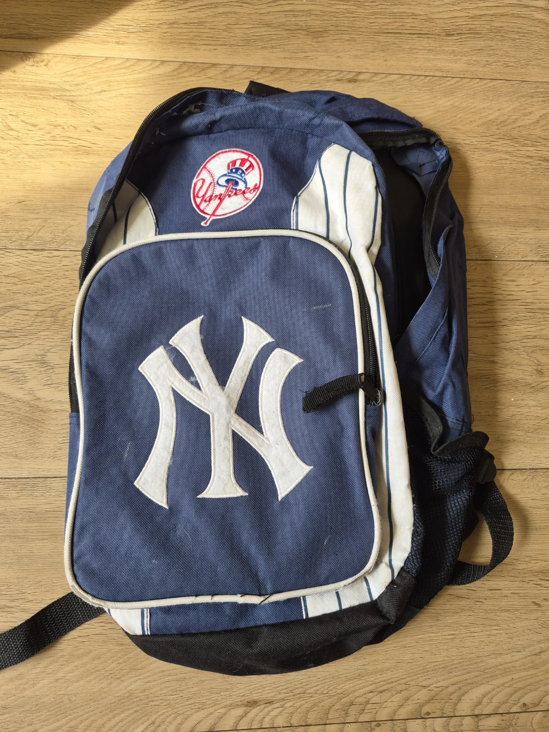 New York Yankees MLB Backpack - photo 2