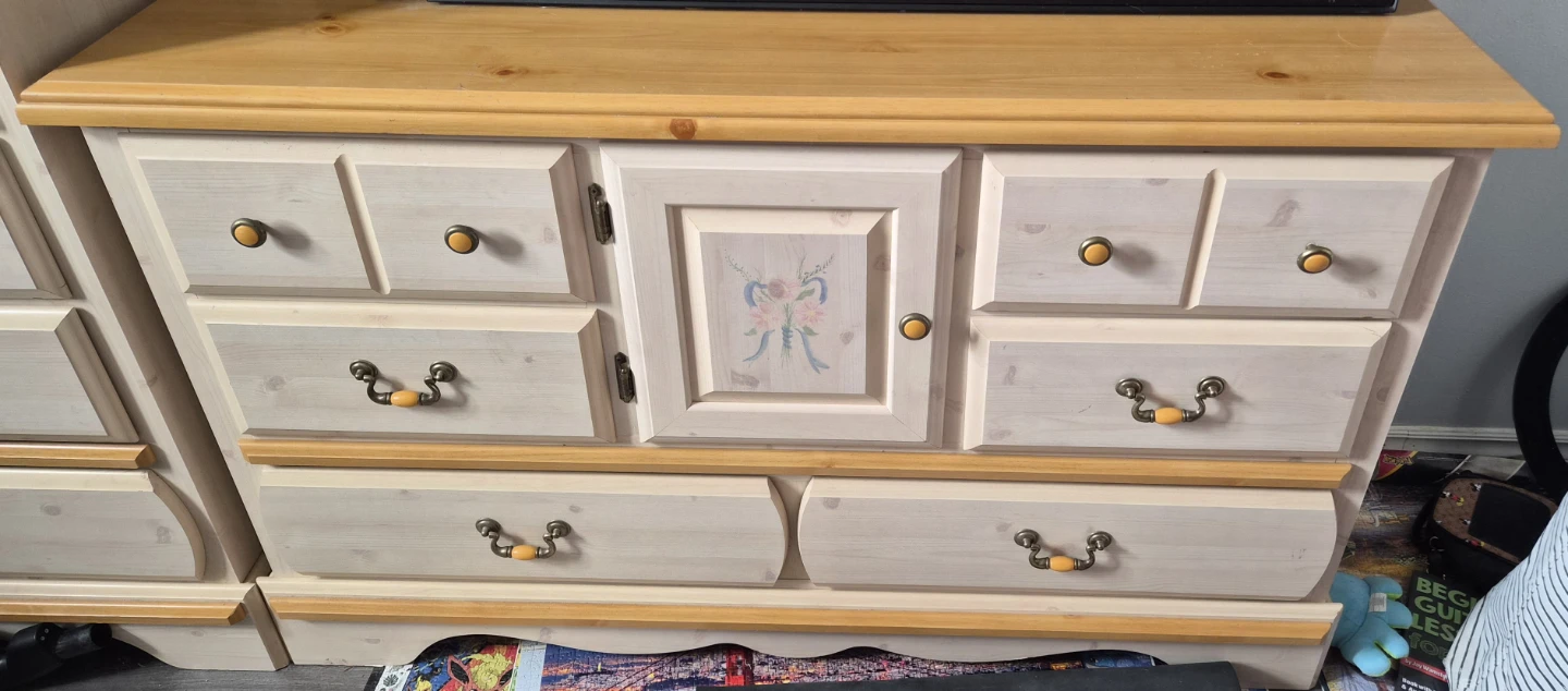 Dresser set for young girls room