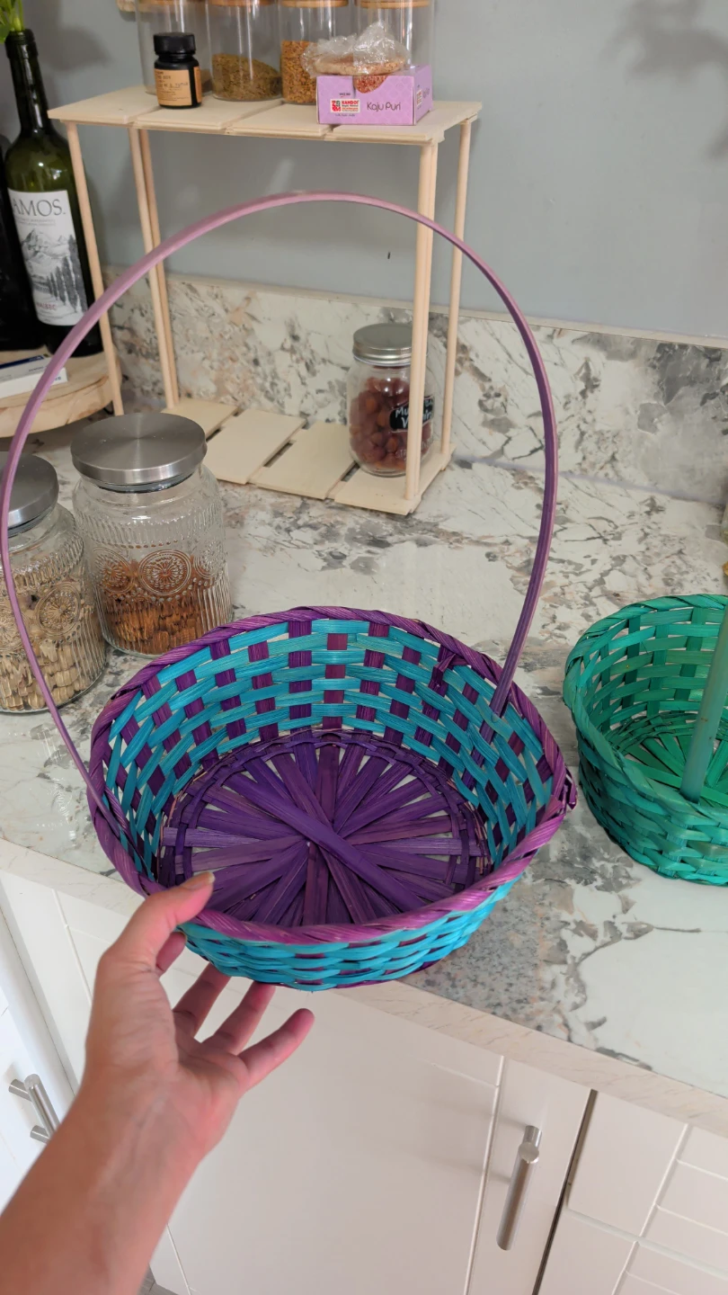 Glass jars and baskets - photo 3