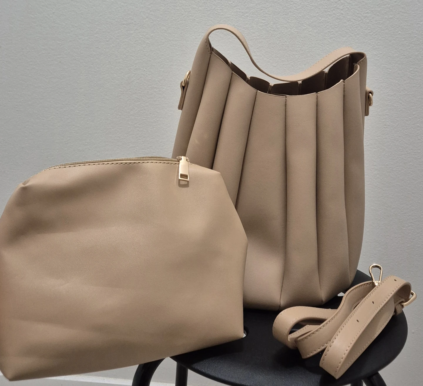 Urban Revivo Pleated Bag