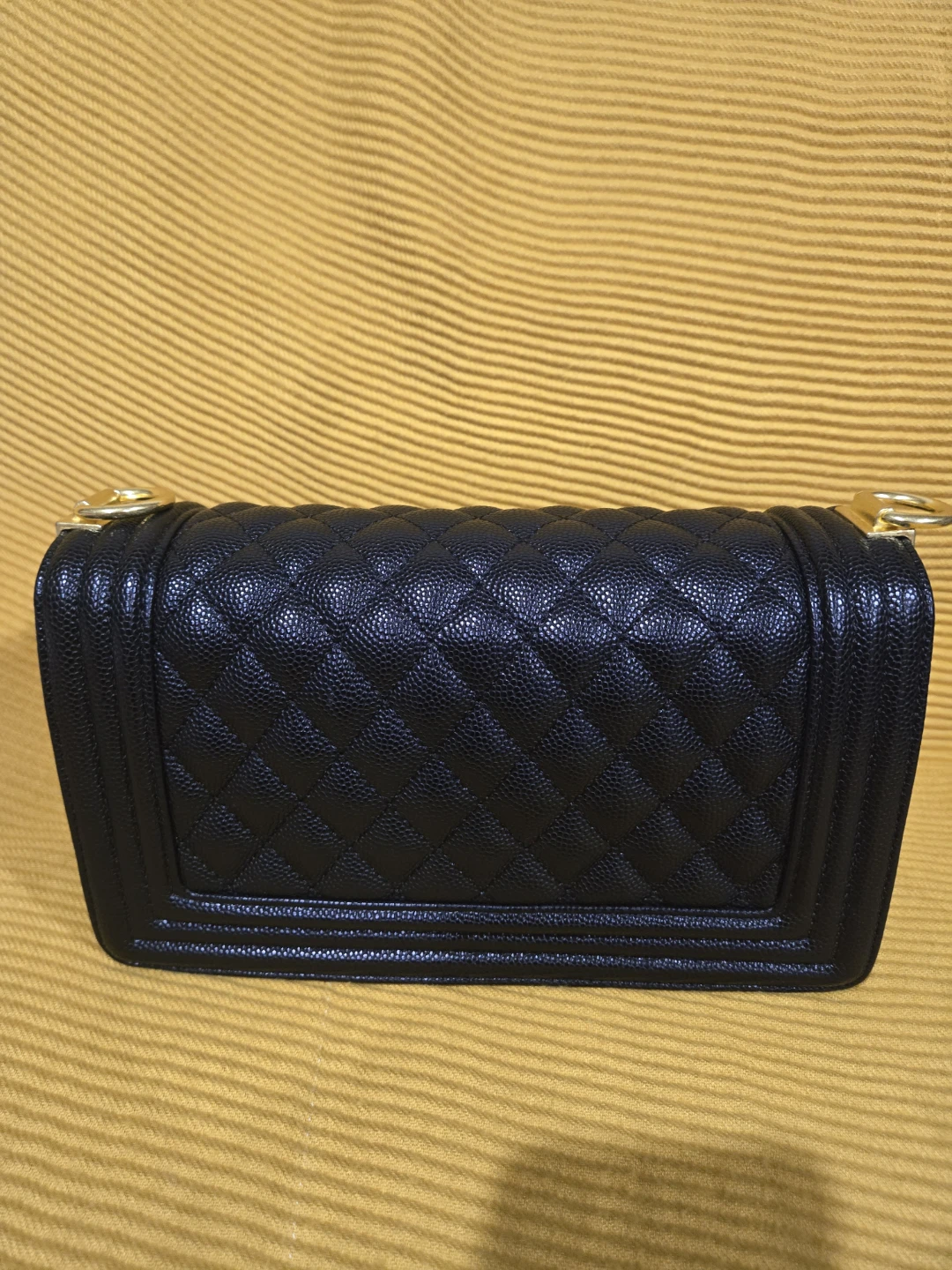 Chanel Boy Bag Black Caviar - photo 4