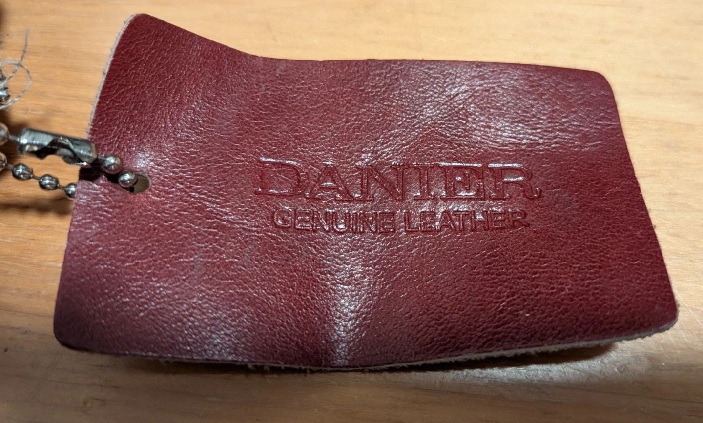Danier Burgundy Leather Handbag - photo 3